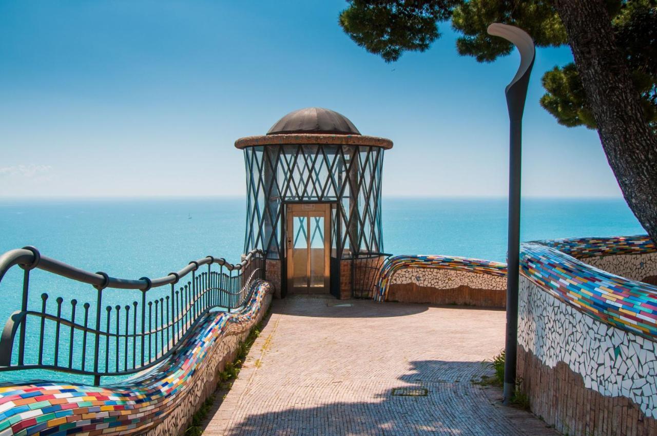 La Bomboniera B&B Amalfi Coast Vietri Kültér fotó